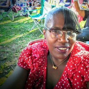 Meet your Posher, Sharon